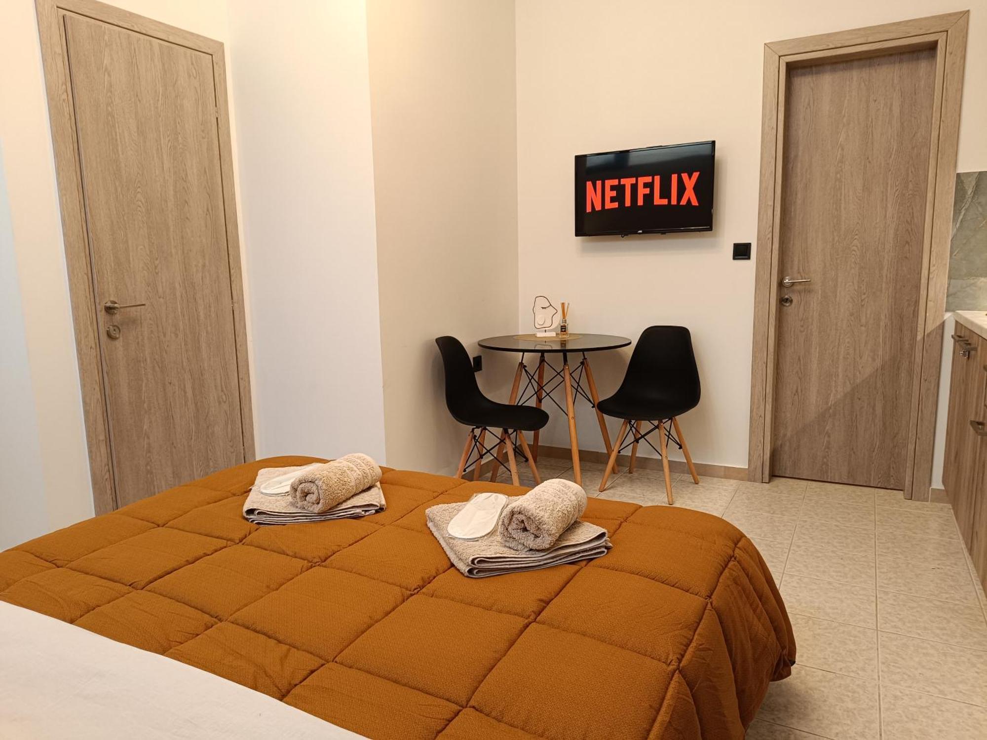 Giorgio Patrasso - Micro Apartment In The Center Of Patras Exterior foto